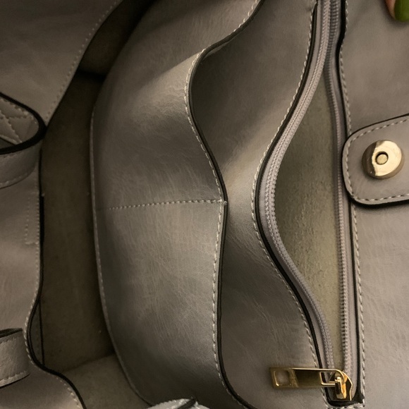 Vegan leather blue tote - Picture 2 of 3